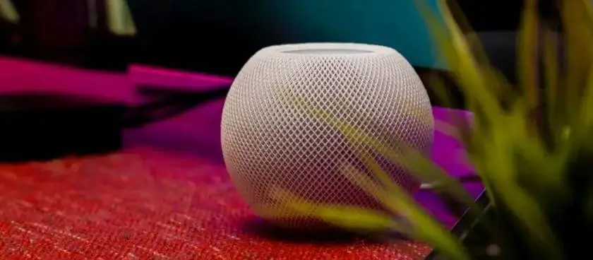 Смарт колонка Apple